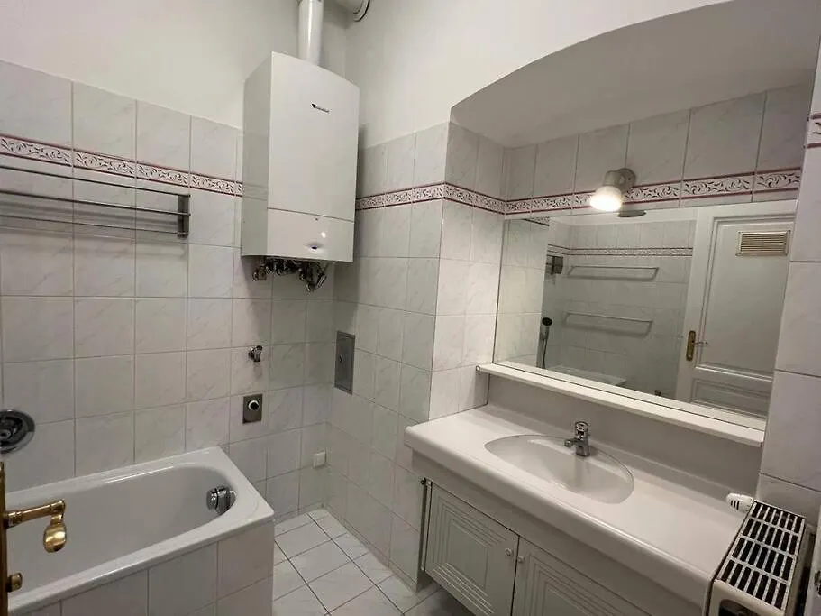 Stylish Apartment - Free Parking & Netflix ウィーン